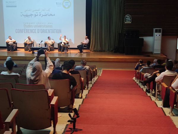 Conférence d&apos;orientations aux Bacheliers​​​